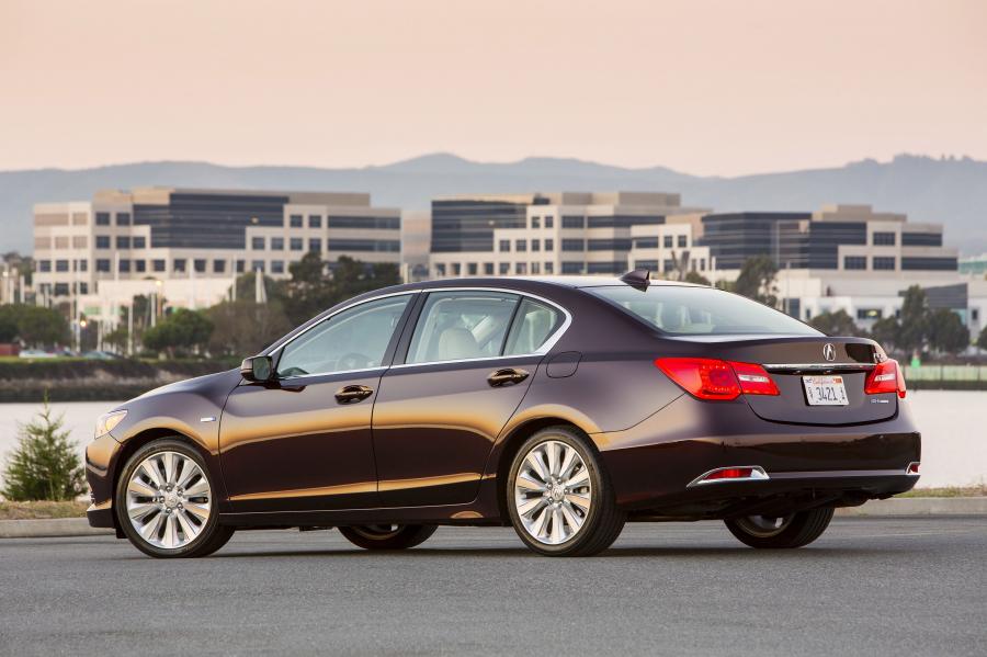  Acura RLX Sport Hybrid SH-AWD 2014 года  (фото 21 из 41)